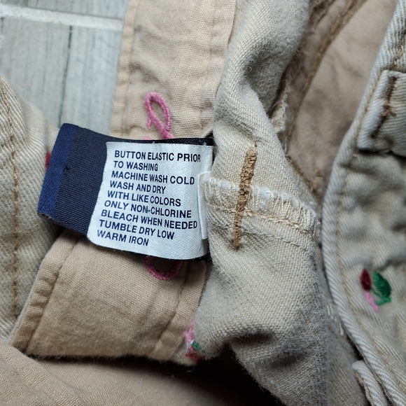 GAP Kids Khaki Cherry Embroidered Skirt Size 14 - Picture 7 of 11